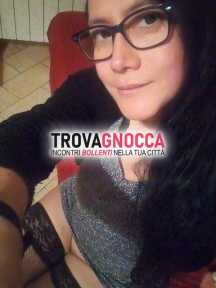 ragazza bella porcellina vogliosa e disponibile farti gustare momenti indimenticabili seconda delle tue preferenze. pompa urlo al naturale
