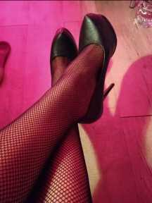 1massaggi. e anche 2 padrona domina schiavi . speciale massaggi piede