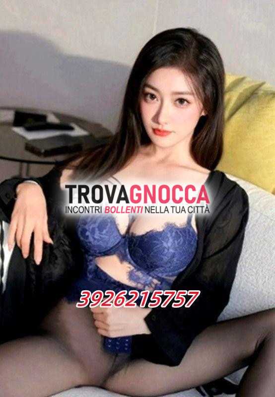 🍒🌸 ragazza orientale 🌸 mi dedicherÒ pompe profonde e lente fino quando non riesco svuotare tue palle 🌸 enormi e potenti sborrate 🌸