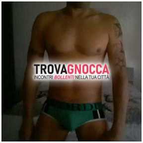 nuovo… giovane colombiano 20 cm xl 🍆… pronto darti piacere suo sperma 💦🍼… sia attivo che passivo…