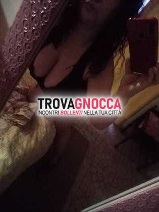 climatizzatotutti e tre canali 💕 vagina pelosa .sperma nella bocca baci appassionati alla francese.