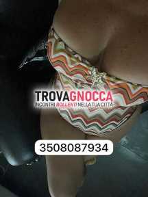 fantastica gnocca napoletana mora sensuale e passionale ti aspetta massaggio corpo corpo esplosivo. esperta nel massaggio prostatico e nel rilassante trattamento dei piedini. non perdere questo momento fantastica gnocca napoletana mora sensuale e passionale ti aspetta massaggio corpo corpo esplosivo. esperta nel massaggio prostatico e nel rilassante trattamento dei piedini. non perdere questo momento