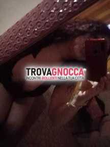 climatizzatotutti e tre canali 💕 vagina pelosa .sperma nella bocca baci appassionati alla francese.