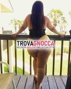 italiana🇮🇹vera È vera troia letto👅 regina dei pompini godo matta massaggi vagina caldissimi e cura focosa tuo lato b. italiana🇮🇹vera È vera troia letto👅 regina dei pompini godo matta massaggi vagina caldissimi e cura focosa tuo lato b.