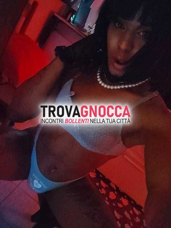 pamela diaz tans napoli via marina mia prima volta 🌶️ sensualissima mie foto sono reali al 💯 💯. camera sono veramente porca. maialona te