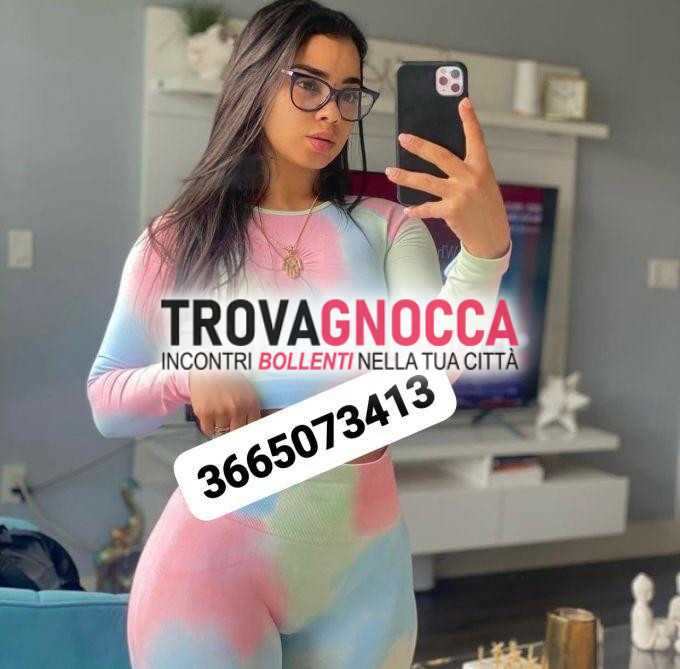 appena sbarcata novita sono dolce ♥️ bambolina piena passione e piccantezza 💘 peperoncino ardente 💘.