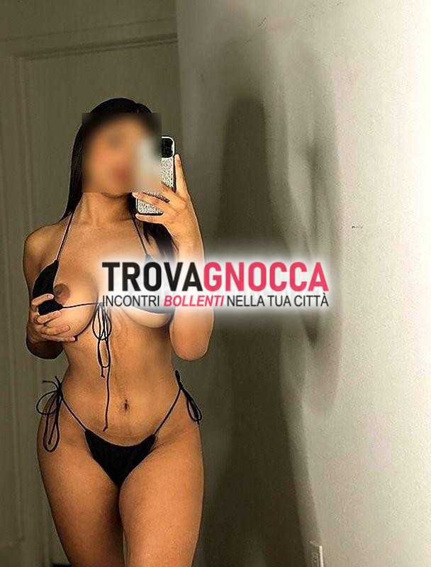 ruby È qui citta sua 'prima volta' 💜🐽💯📷💥❌️❤️ un'esperienza piccantissima🔥💯👑🍒💣 sensualmente unica senza fretta🎀. È mix perfetto erotismo puro e passi folli che ti lasceranno senza parole