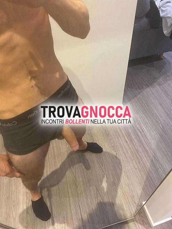 cerco qualcuno che venga condividere momenti passione chiavare solo donne