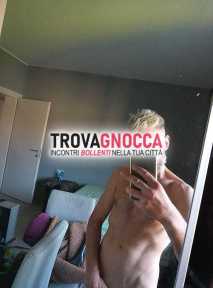 giovane toreros è pronto conquistare tua attenzione signorina.