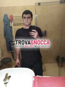 salve cercavo belle trans questo fine settimana divertirsi. io sono attivo e po' versatile.