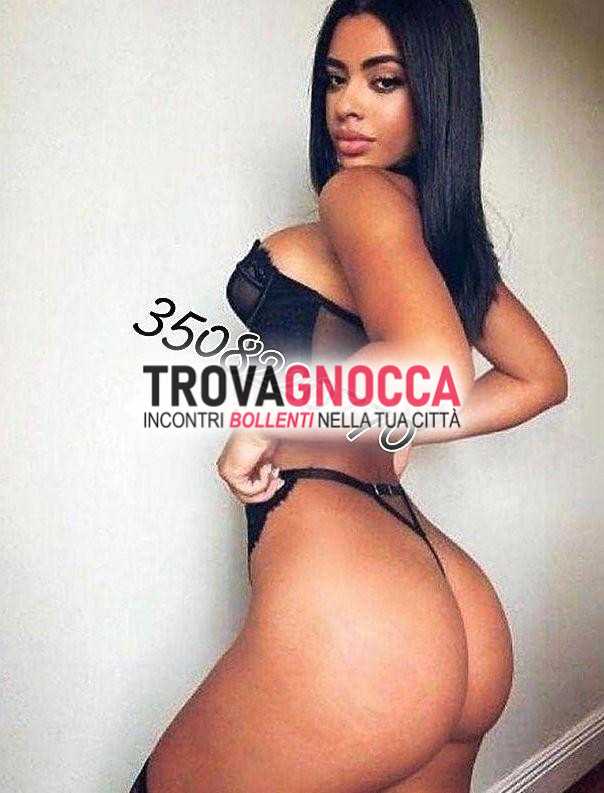 italiana appena maggiorenne. 
prima volta cristal❗❤⭐ fantastica ragazza che amo🐷 sorridere e ciucciare 🍭 mia calda bocca mentre mi lasciamo andare un'esperienza indimenticabile 🍭 faccio tutto essere leccata 👅.