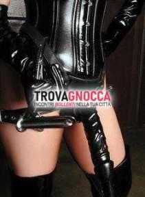 tuor biella È arrivata adesso maestra fetish foto reali e recenti 100 pronta soddisfare ogni tua fantasia