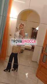 sarò tua adorata zietta transessuale. sai che sabrina È favolosa italiana pronta coccolarti ogni momento