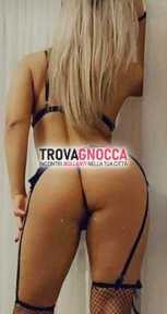 lady squirtatrice💦 superbocchino pelle💦 È tettona sua crema vagina polposa È stratosferica. adoro indossare lingerie e tacchi❤️ spilo e piedini. preparati momento champagne pioggia
