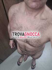 cercando un'amica momenti svago e divertimento