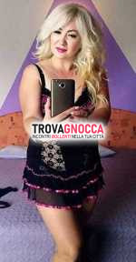 foto autentiche nastya. bionda affascinante e irresistibile curve mozzafiato e pelle morbida ti offrirà indimenticabili attimi puro piacere.