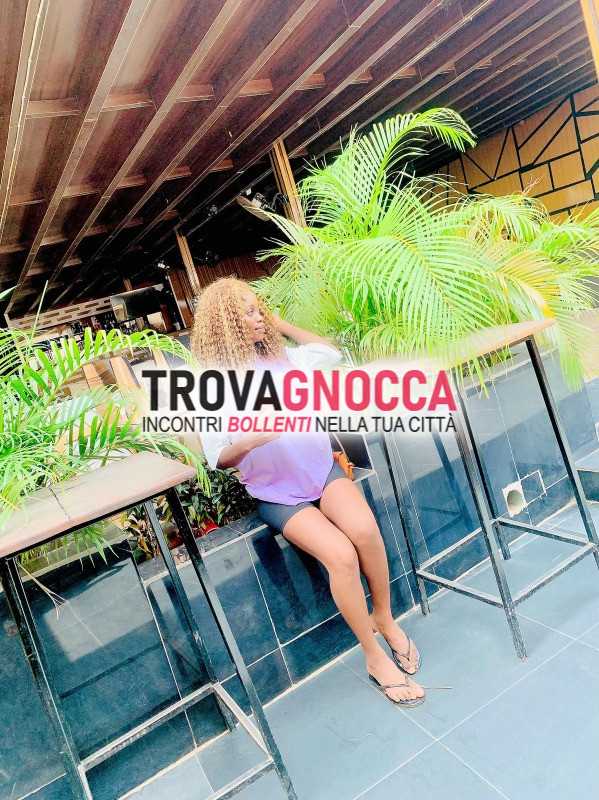 salvomi chiamo vanessa. nuova città. ragazza giamaicana. raggiungo faccio tutto e lato b
