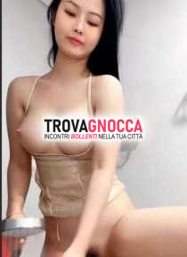 💞💞la nuova giovane ragazza orientale è seducente affascinante dolce e assolutamente indimenticabile.