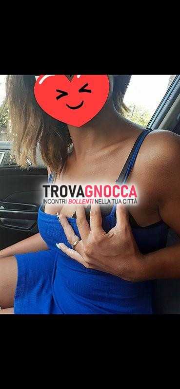 bocca golosa dentro mia auto