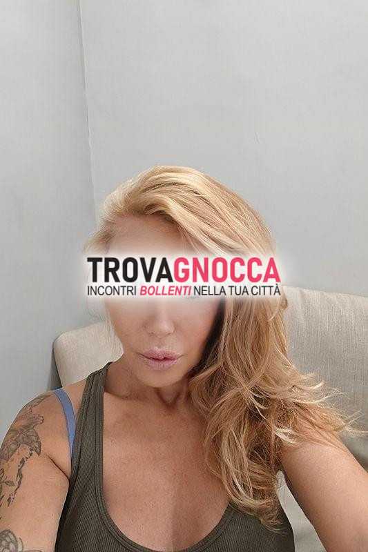 splendida bionda 43 anni ti attende prolungati momenti puro piacere mio forte è mio lato b irresistibile. non esitare chiamarmi sono completissima e pronta soddisfare ogni tua fantasia