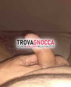 bsx culetto depilato e bocca calda cerca bel cazzo succhiare