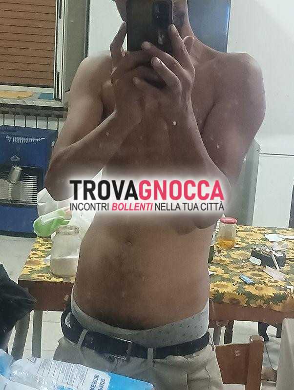 giovane desidera compagnia intrigante.
