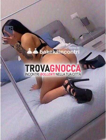 tettona dea piacere piÙ maialona che tu possa immaginare molto brava seno naturale che fa davvero differenza e bel culo È tutta te