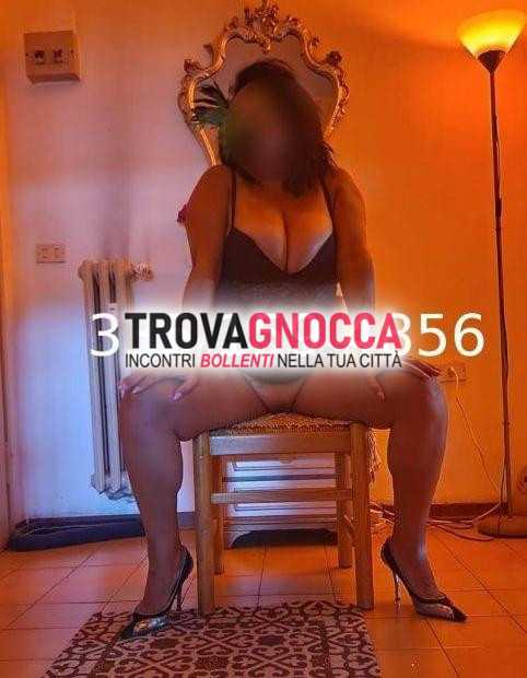 mestre appena arrivata 💋 morena💋 donna straordinaria che ama lato b e offre preliminari urlo oltre massaggi erotici. sono davvero molto coccolona