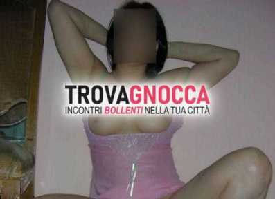 nadia bella donna matura raffinata e dolcissima . foto reali