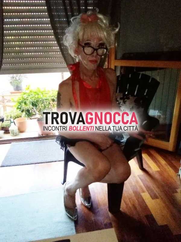 referenziata signorina trav-bene romana ospita singles ore liete luci rosse