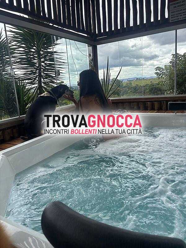 🆕️ maya 🎀 appena arrivata 🎀

dolce e incantevole È bellissima 👑 affascinante 👑 e terribilmente sexy