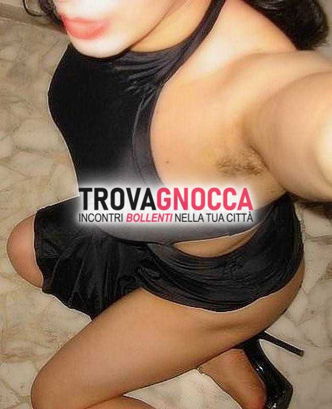 trav passivissima italiana non mercenaria seleziona solo veri maschi attivi - precedenza corpo muscoloso e molto peloso - ambiente climatizzato e ingresso indipendente.