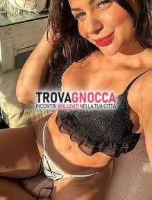 ❤️🎀super completa bocca vogliosa e caldissima pronta regalarti pompini favolosi senza tabu.