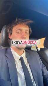 ragazzo passaggio roma guarda foto offro massaggi e tante altri vizi realizzando tutte tue perversioni gratis 🐸