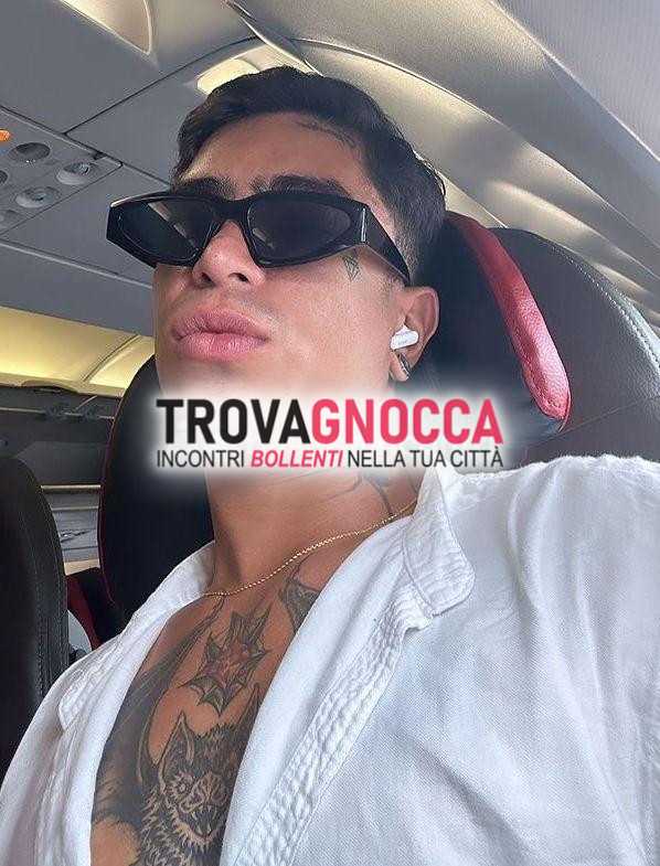 🐷 riccione antonio italiano 🇮🇹 stupendo twink dotato e sensualmente attivo passivo e piÙ porco tutti