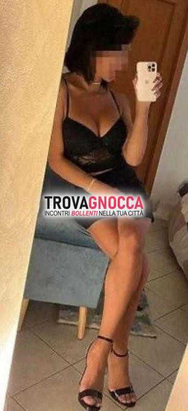 nadia ragazza bellissima e completa ti aspetta 30 minuti massaggi rilassanti e piacevoli