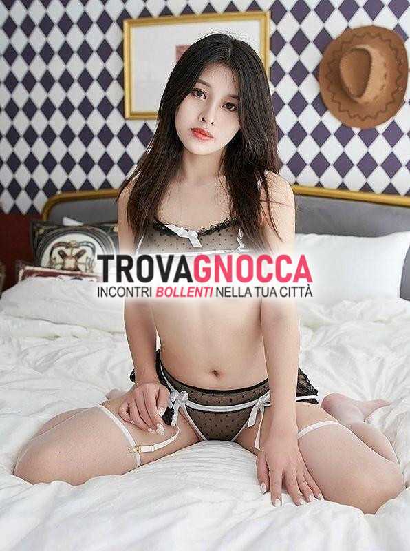 😘lato b😘prima volta milano❤sono arrivato❤coreano giovane 69 pompino e massaggi❤mi preparo darti tutto gusto che meriti😘😘