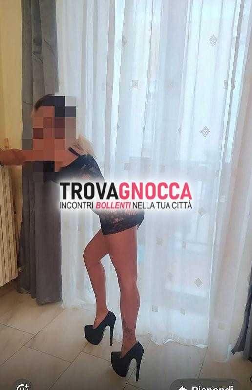 ciao tesoro 💋 sono alessandra 😘 dolce e stuzzicante 🍭 se desideri vivere momenti pura gioia 😀 accanto me ❤️🥰💋 non perdere l'occasione venirmi trovare
