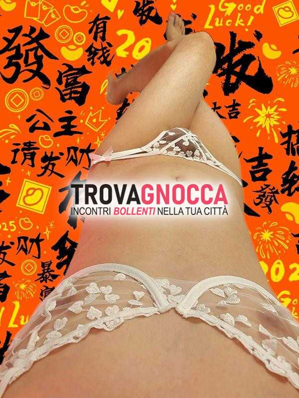 🔥affascinante🔥femboy🔥cinese💋💋 perizoma reggiseno calze o parrucca💇‍♀️ vestiti donna👗✈️ disponibili richiesta ogni nuova esperienza💋💋.