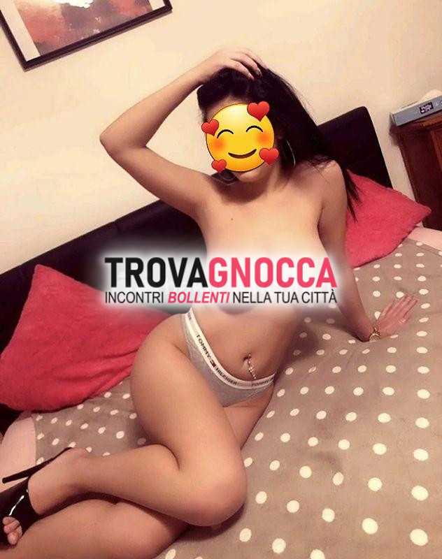 stanco immagini ingannevoli stanco incontrare persone che non corrispondono quanto mostrato sono qui io elena solo pochi giorni città❤️