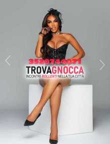 ❤nuova sensazione arrivo❤ seducente e passionale mia bocca calda e gola profonda ti regaleranno momenti indimenticabili ninfomane porca che