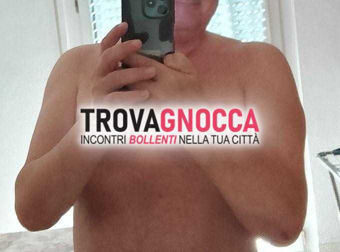 cerco due compagne mature condividere momenti piacevoli e stimolanti.