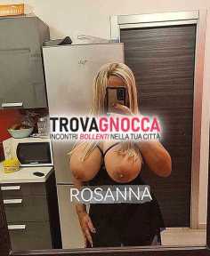 a boccetta baci appassionati bocca mentre mio lato b stretto vuole essere chiavato e toccato ovunque. puoi leccare mia patatina bagnata. a boccetta baci appassionati bocca mentre mio lato b stretto vuole essere chiavato e toccato ovunque. puoi leccare mia patatina bagnata.