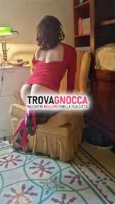 ciao sono sveva vera puledra leccese purosangue d.o.c. femminile voce incantevole. gentile e dolce sono discreta nei rapporti umani ma dietro questa maschera mi nascondo gran troia insaziabile.