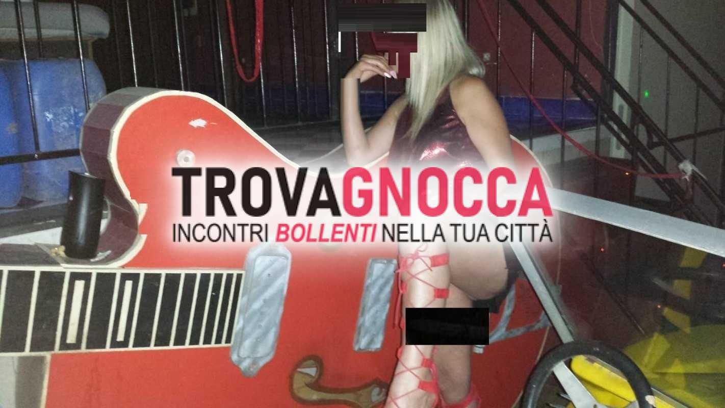 coppia lei bella milf arrapante