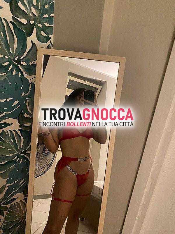 🍒vaiolet🇨🇴🍒appena arrivata ‼️nuova❤️ stupenda bambolina. immagini 100 reali. 🌺