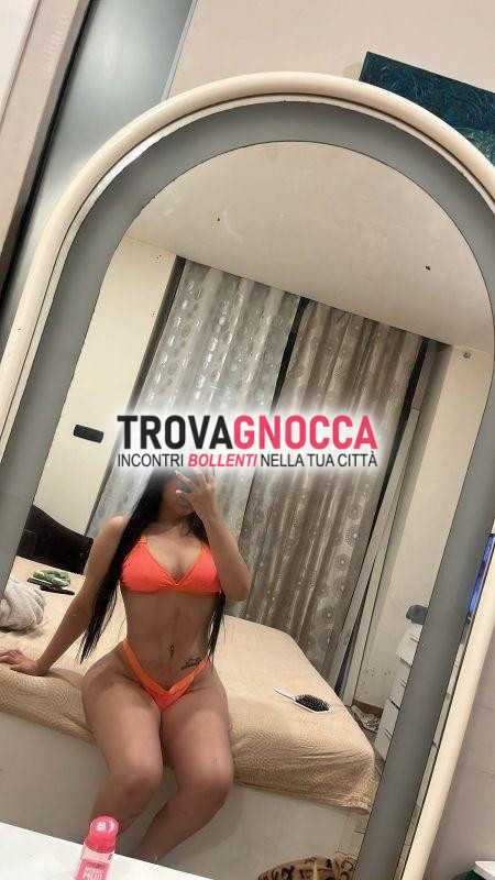 appena arrivata salome 🍓 È un'esperienza non perdere 69 e bocchino urlo 💗 È sempre disponibile farti godere delle sue curve mozzafiato tutte scoprire