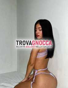 🌸giovanissima bambolina 19 anni 🌸mi piace soddisfare🍆 ti farÒ perdere testa mia 👅 amo dedicarmi all'uomo e farlo ardere desiderio👌👈🔥✨️ vera meraviglia scoprire💕 🌸giovanissima bambolina 19 anni 🌸mi piace soddisfare🍆 ti farÒ perdere testa mia 👅 amo dedicarmi all'uomo e farlo ardere desiderio👌👈🔥✨️ vera meraviglia scoprire💕