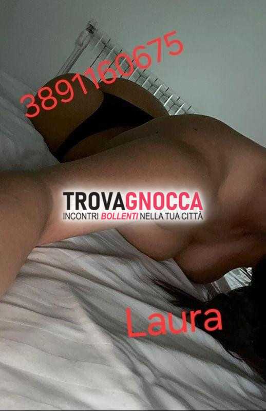 appena arrivata nella tua cittÀ bella ragazza completa È pronta donarti momenti indimenticabili