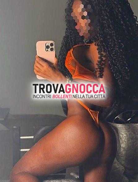 lara è qui prima volta italia 🇮🇹 cerenova pronta farti perdere testa questa bellissima mulata corpo statuario è l’occasione perfetta venire scoprire tue fantasie più nascoste 🫦.